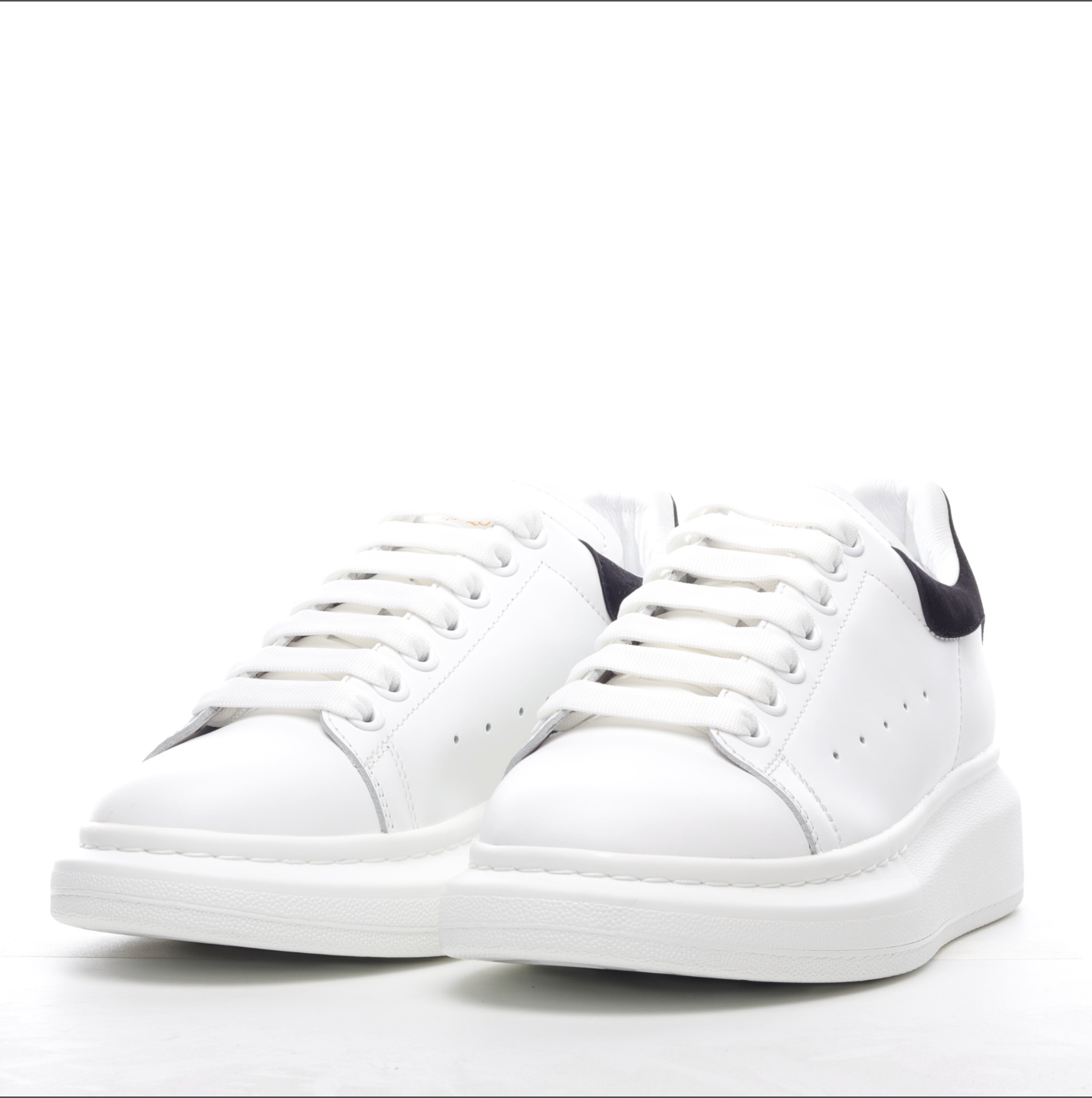 Alexander McQueen Standard